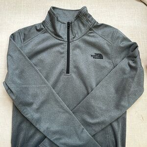 The North Face 1/4 zip pullover